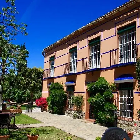 Rent&dream Hacienda Manila Malaga Villa *