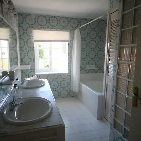 Rent&dream Hacienda Manila Malaga *