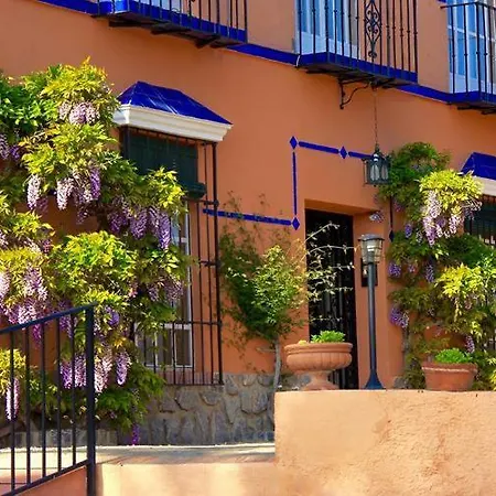 Villa Rent&dream Hacienda Manila Malaga *